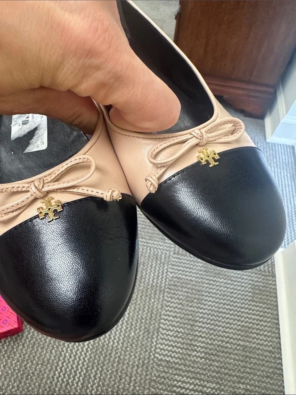Tory Burch Cap Toe Leather Ballet Flat in Rose Pink & Perfect Black, size 10